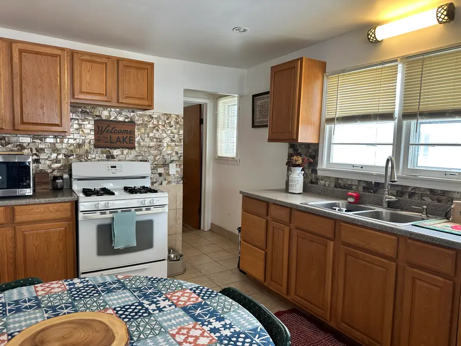 50330 Eastside Drive, Dowagiac, MI 49047 - #2