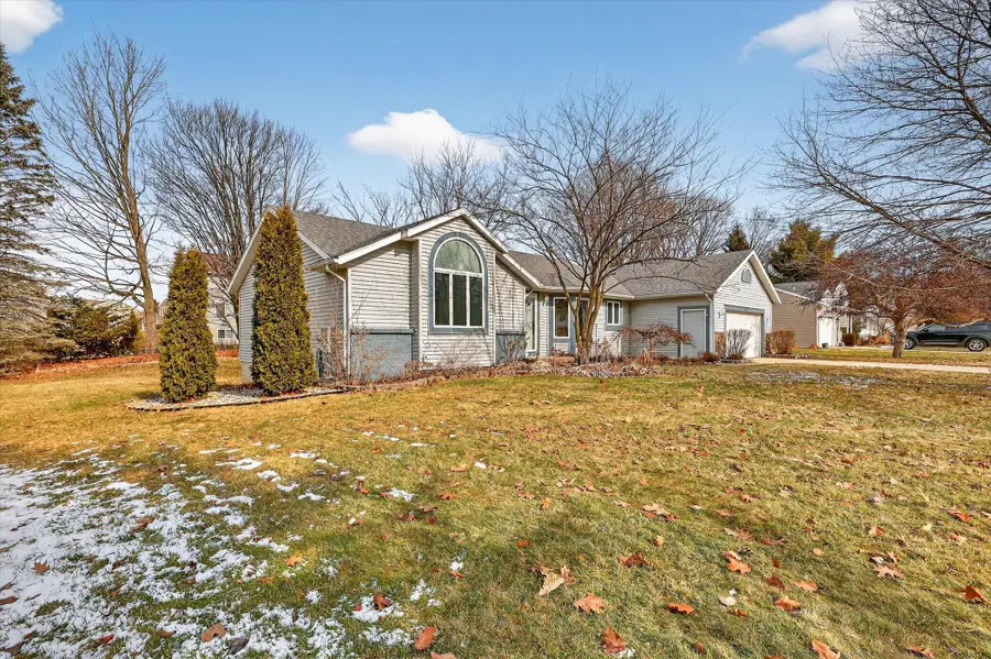 6723 Gran Via Drive Ne, Rockford, MI 49341 - #2