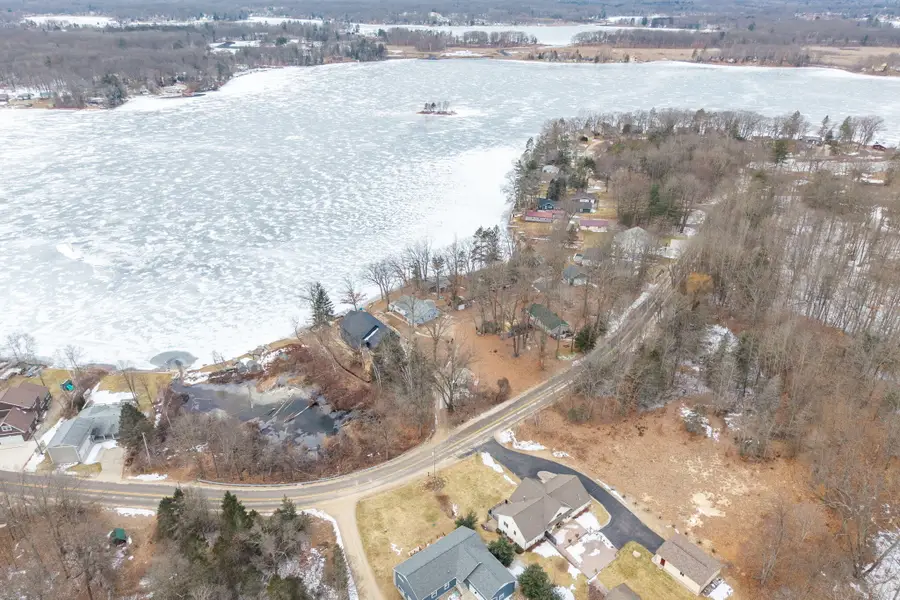 9577 Shore Drive, Mecosta, MI 49332 - #2