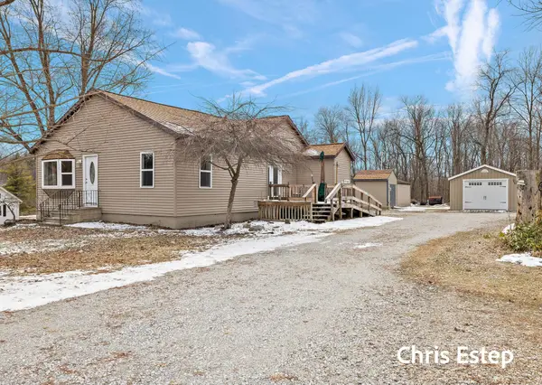 11365 Warner Avenue, Grant, MI 49327