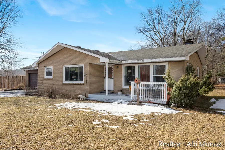 9211 Alpine Avenue Nw, Sparta, MI 49345 - #2