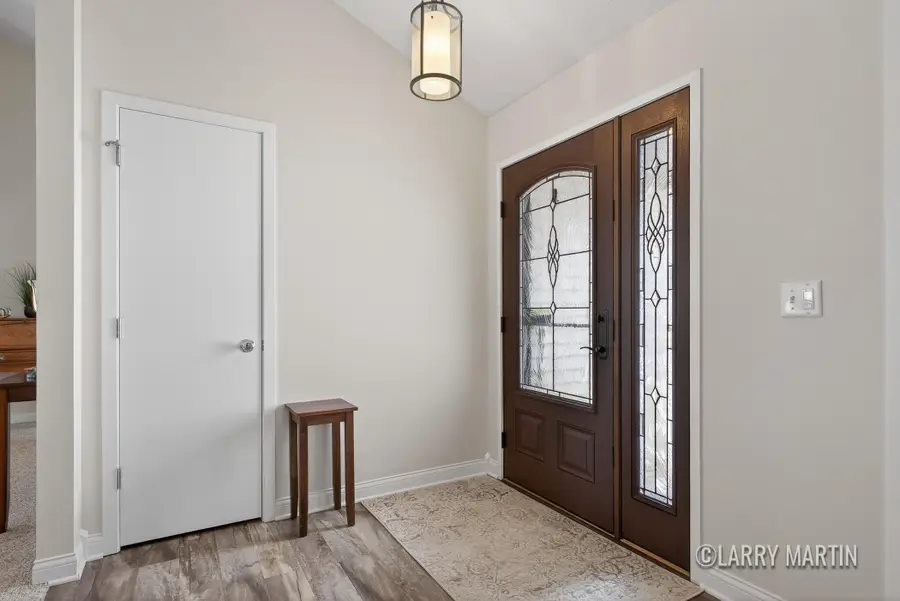 2292 Palm Dale Drive Sw, Wyoming, MI 49519 - #2