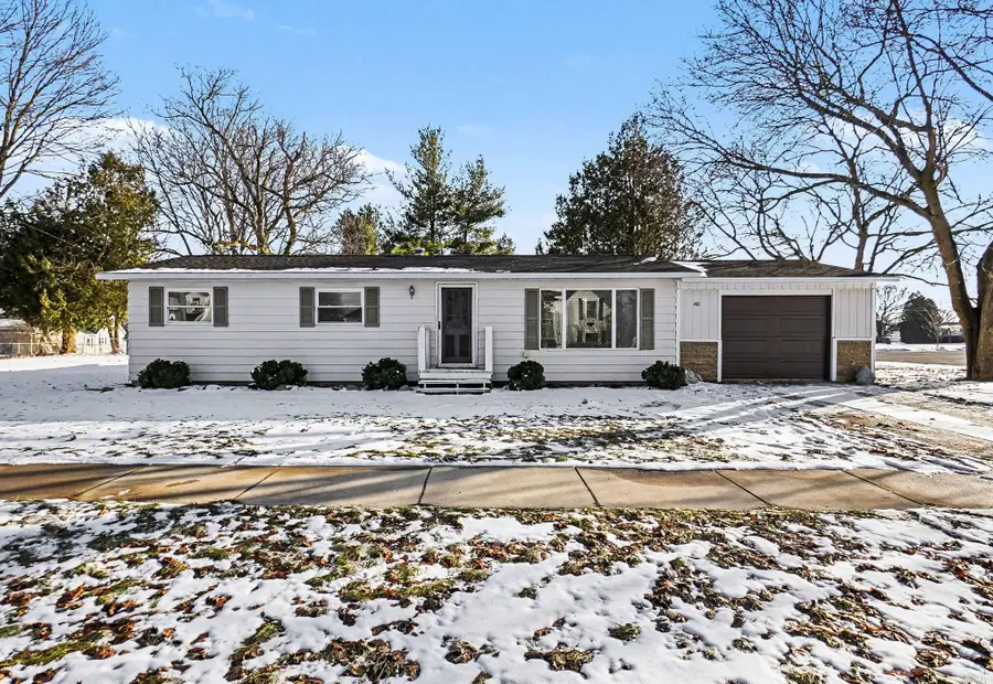 140 E Commerce Street, Grant, MI 49327 - #2