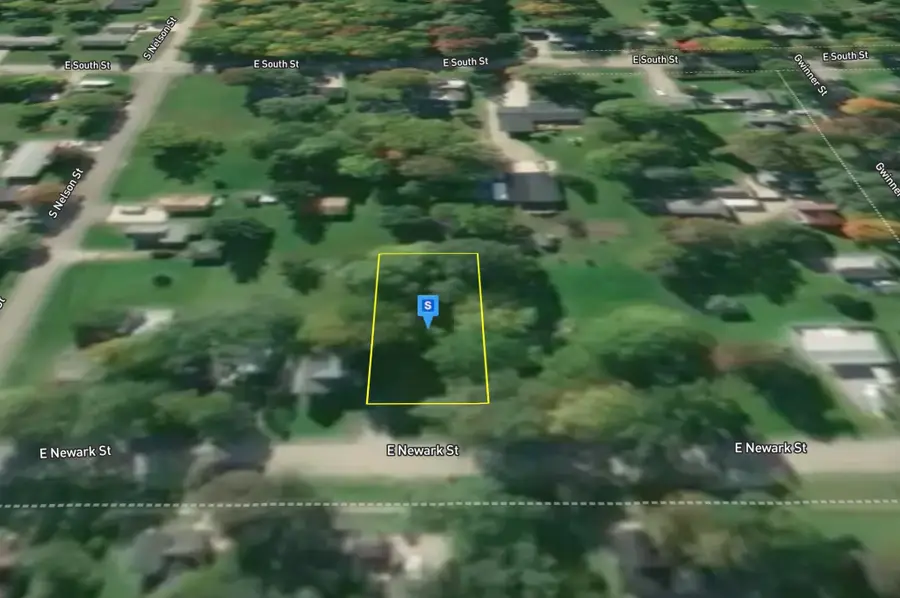 712 E Newark Street, Ithaca, MI 48847 - #3