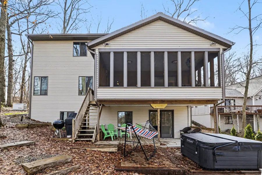 337 Horseshoe Court, Plainwell, MI 49080 - #2