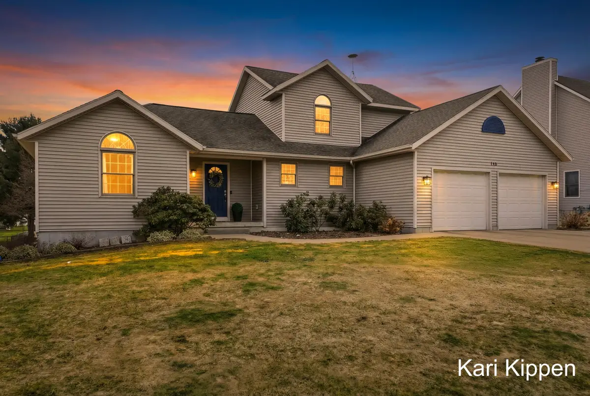 158 Teasel Street Ne, Comstock Park, MI 49321 - #1