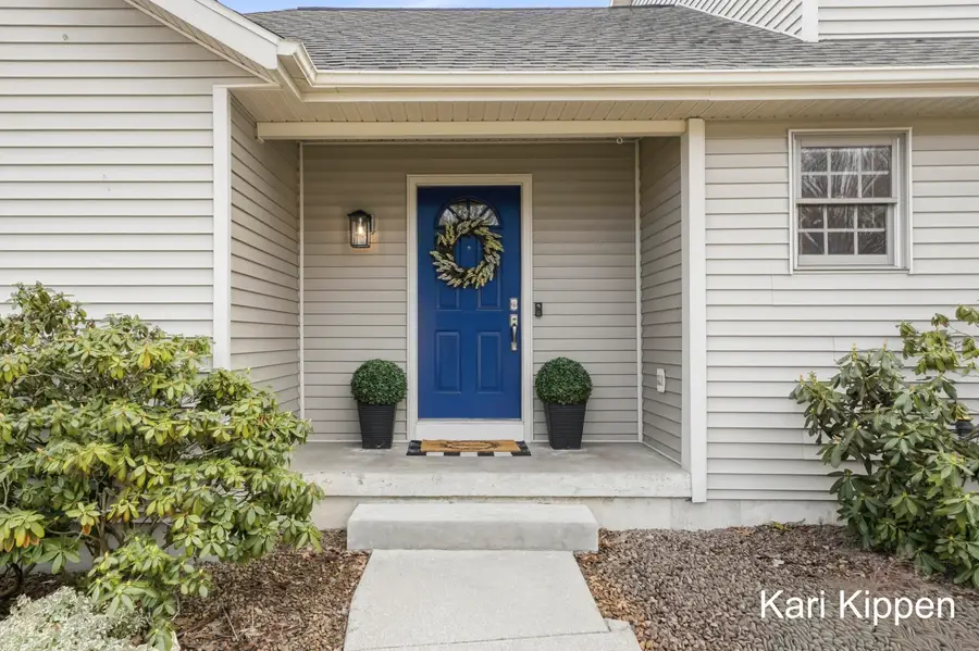 158 Teasel Street Ne, Comstock Park, MI 49321 - #3