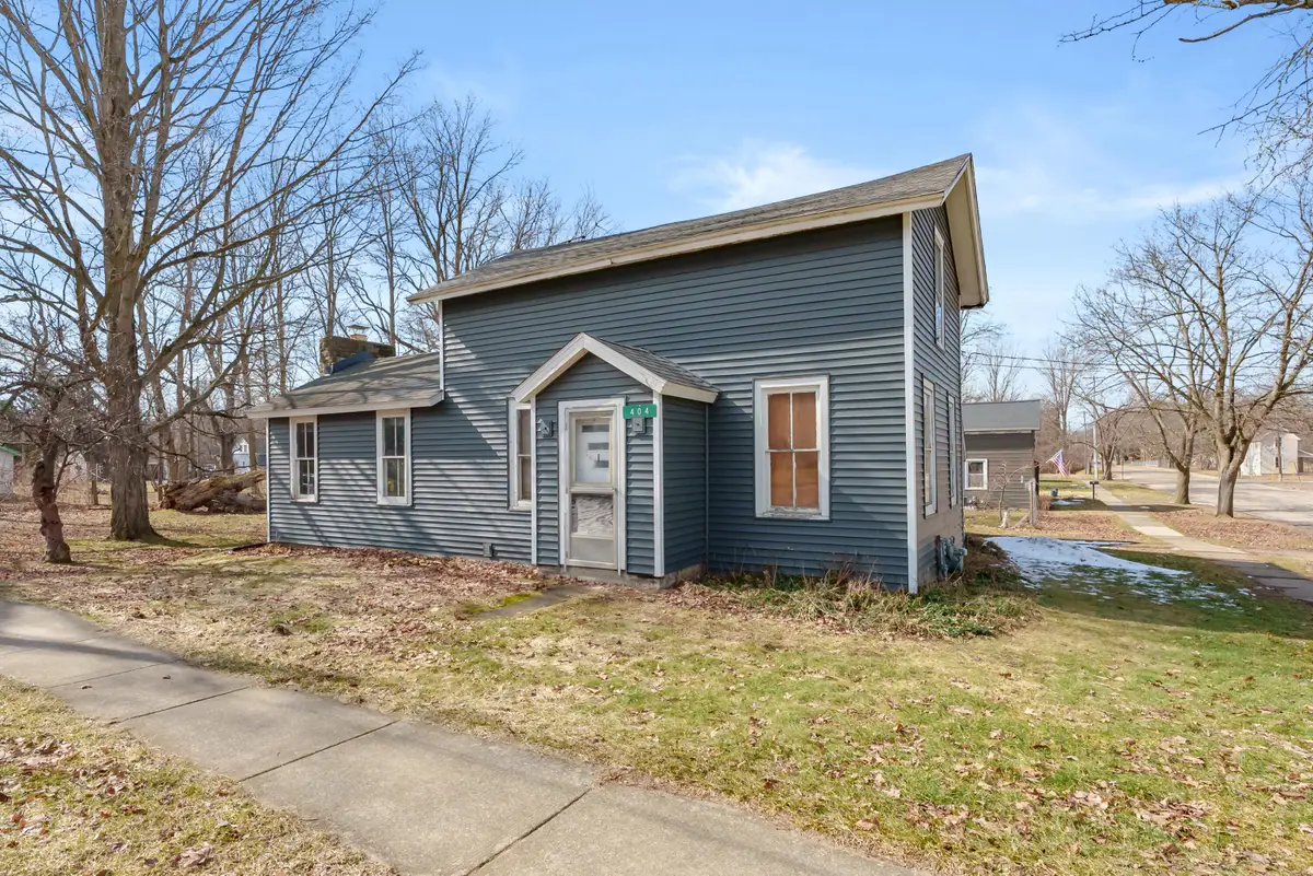 404 Park Street, Plainwell, MI 49080 - #1