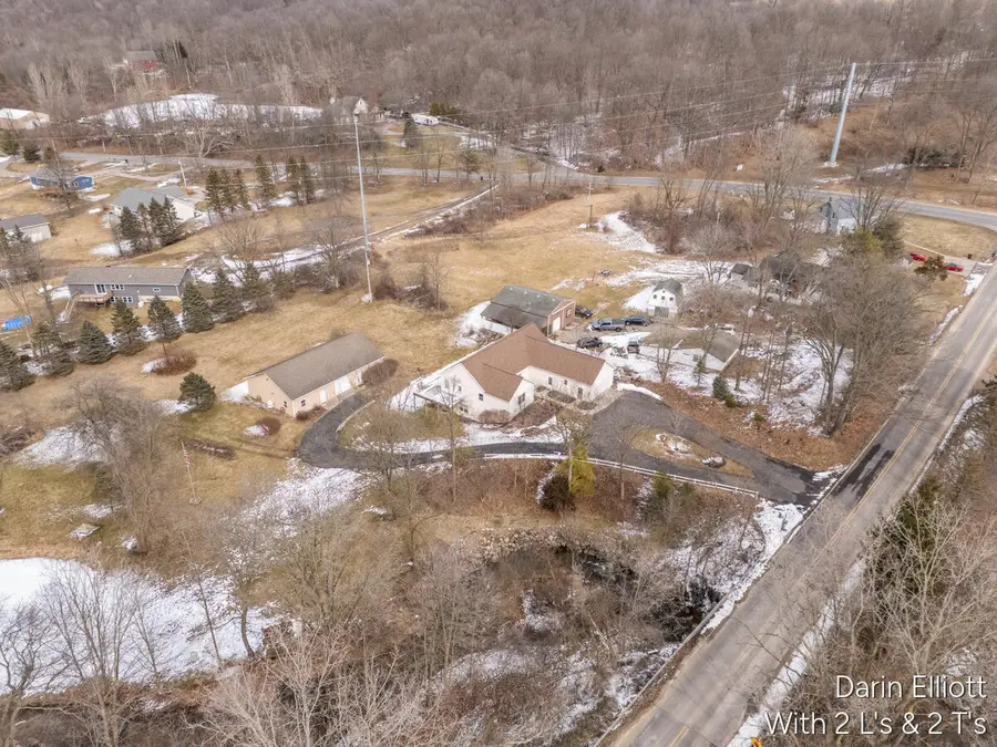 7086 W Peck Lake Road, Saranac, MI 48881 - #3