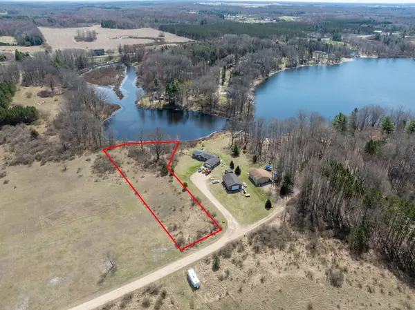 13384 Swistier Drive, Remus, MI 49340