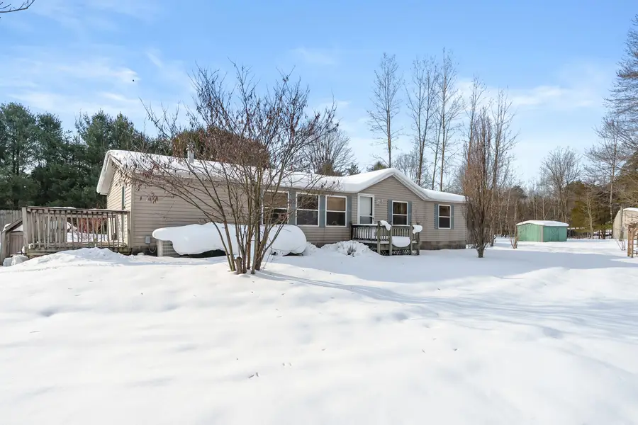 29541 40th Avenue, Paw Paw, MI 49079 - #2