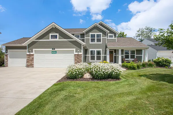 4561 Ada Grove Court, Ada, MI 49301
