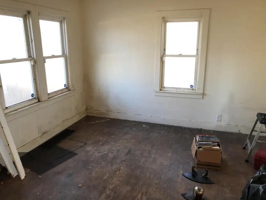 3871 Main Street, Benton Harbor, MI 49022 - #3