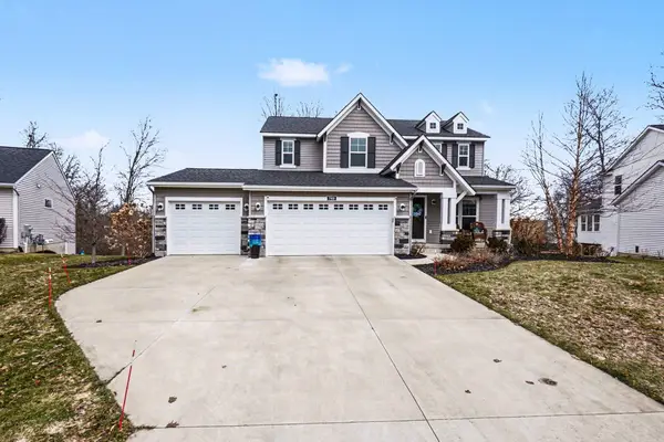 7918 Carlisle Crossings Boulevard Sw, Byron Center, MI 49315