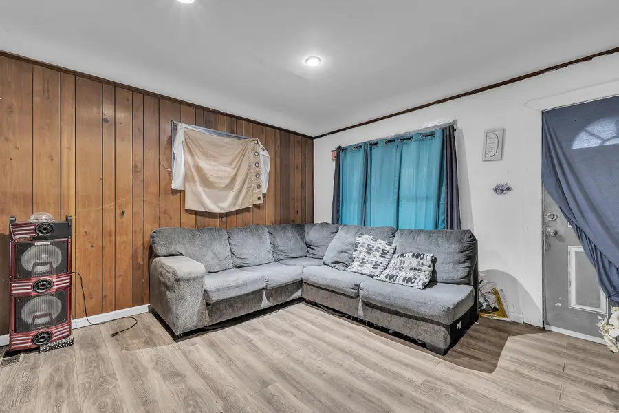 14216 Kentucky Street, Detroit, MI 48238 - #3