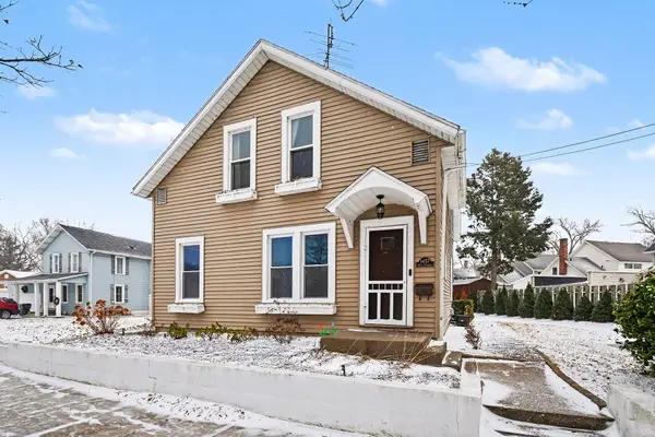 1457 Main Street, St. Joseph, MI 49085