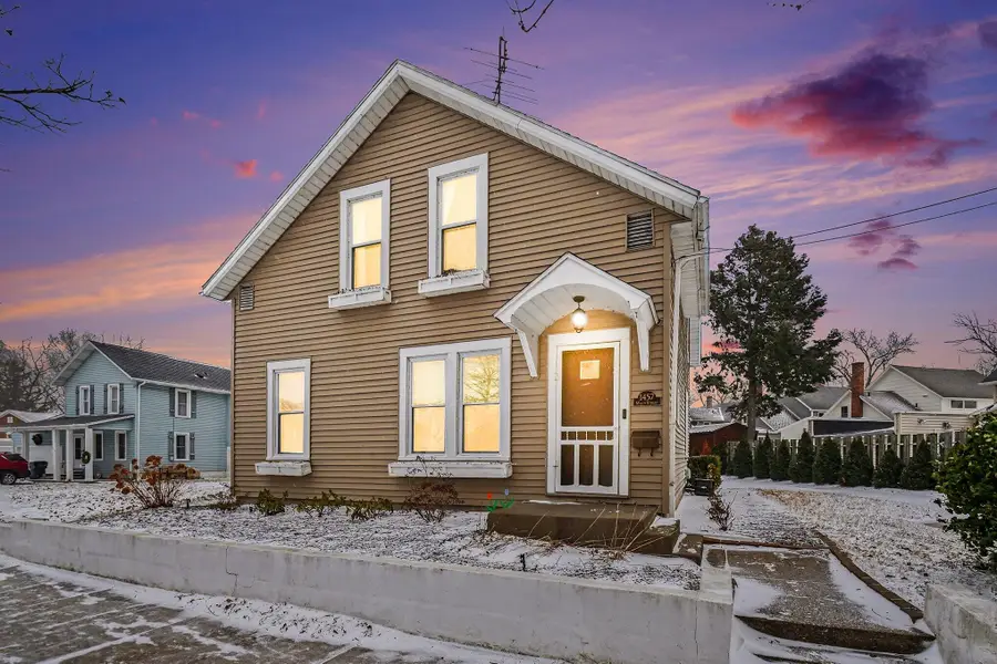 1457 Main Street, Saint Joseph, MI 49085 - #2