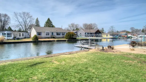 4386 Lynden Road, Shelbyville, MI 49344