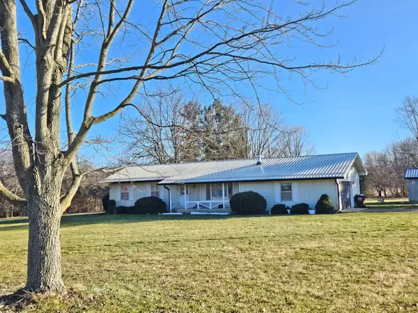 7475 Clinton Macon Road, Clinton, MI 49236