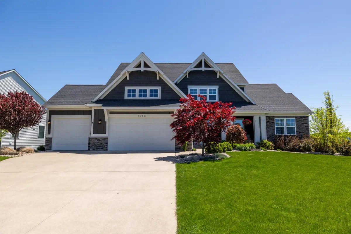 5752 Stonebridge Drive Sw, Grandville, MI 49418 - #1