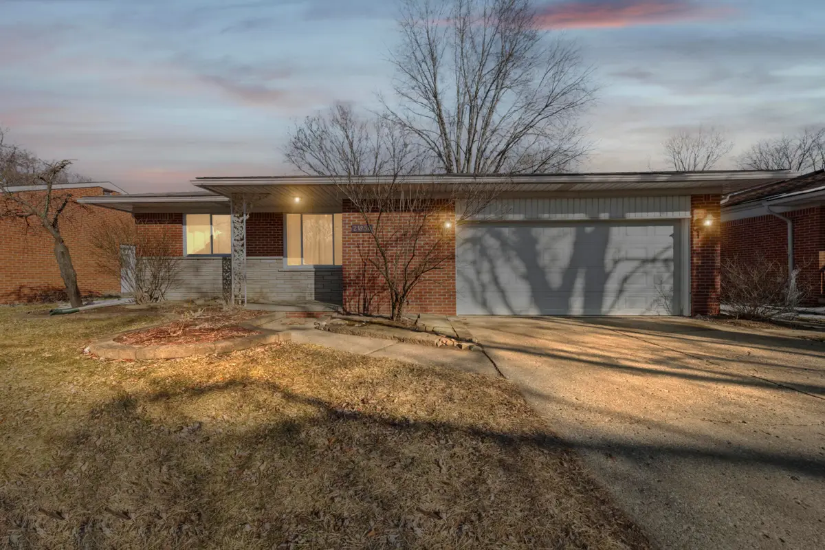 21850 Ontaga Street, Farmington Hills, MI 48336 - #1