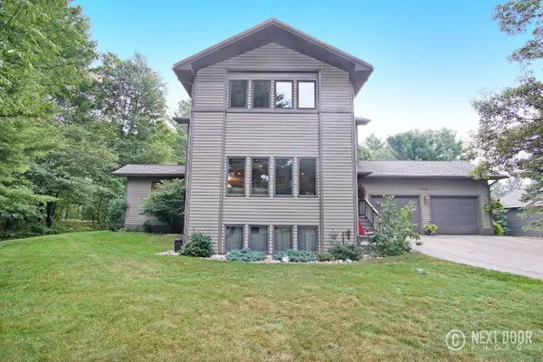 1414 N Lakeshore Drive, Ludington, MI 49431