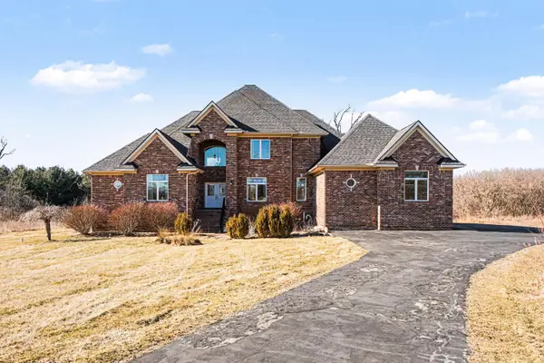 1770 Sandy Creek Lane, Ann Arbor, MI 48103