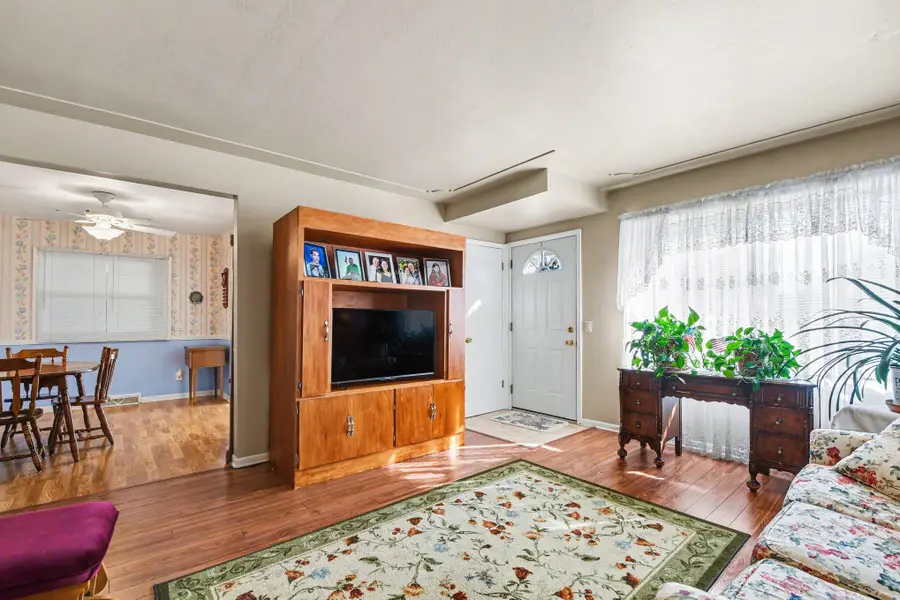 229 Marcus Street Sw, Grand Rapids, MI 49548 - #3