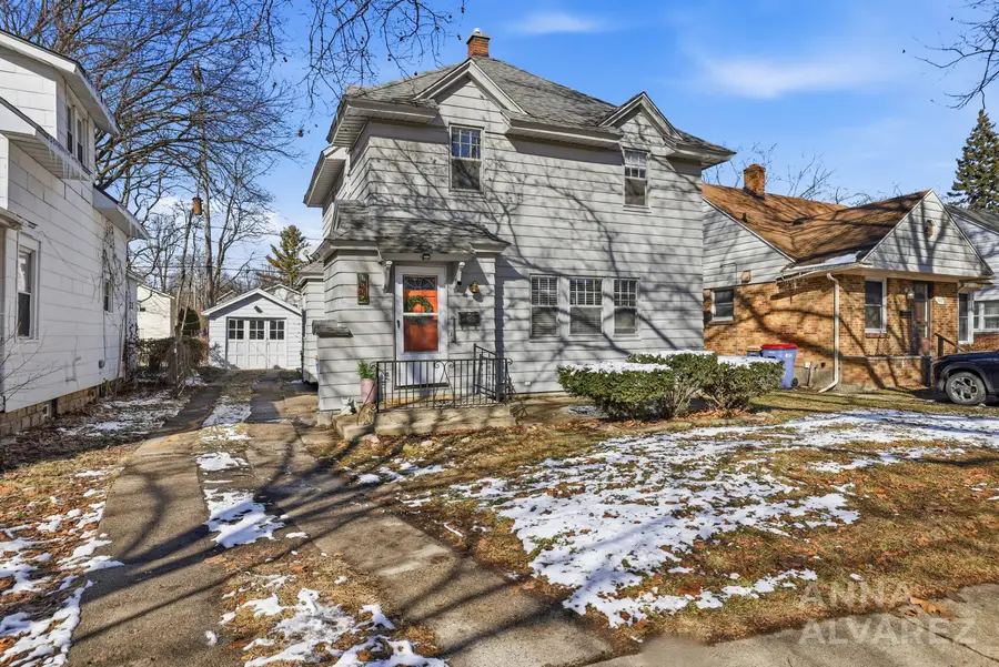 1017 Lake Michigan Drive Nw, Grand Rapids, MI 49504 - #2