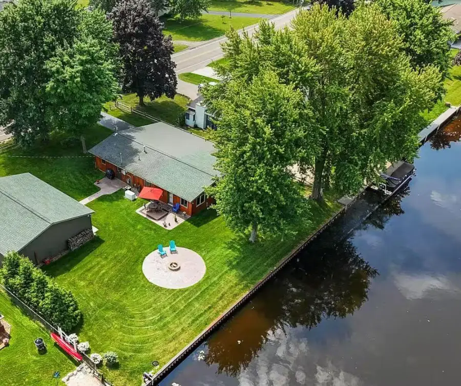 427 Iroquois Avenue, Prudenville, MI 48651 - #2