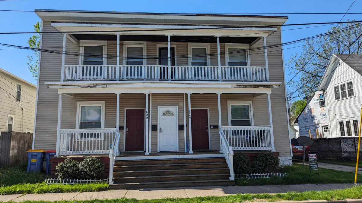 822 Nagold Street Nw, Grand Rapids, MI 49504 - #1