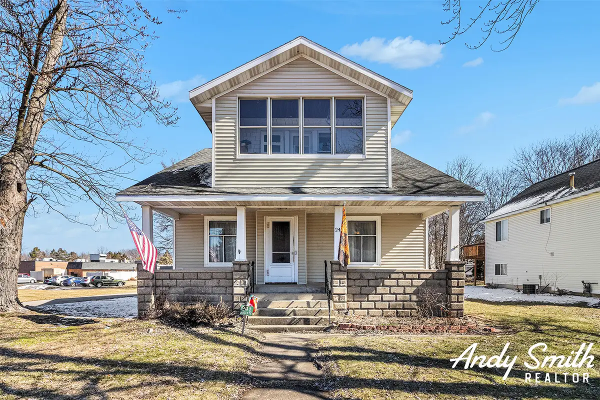 241 N State Street, Zeeland, MI 49464 - #1