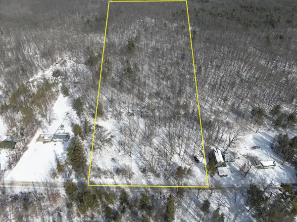 5347 112th Avenue, Fennville, MI 49408