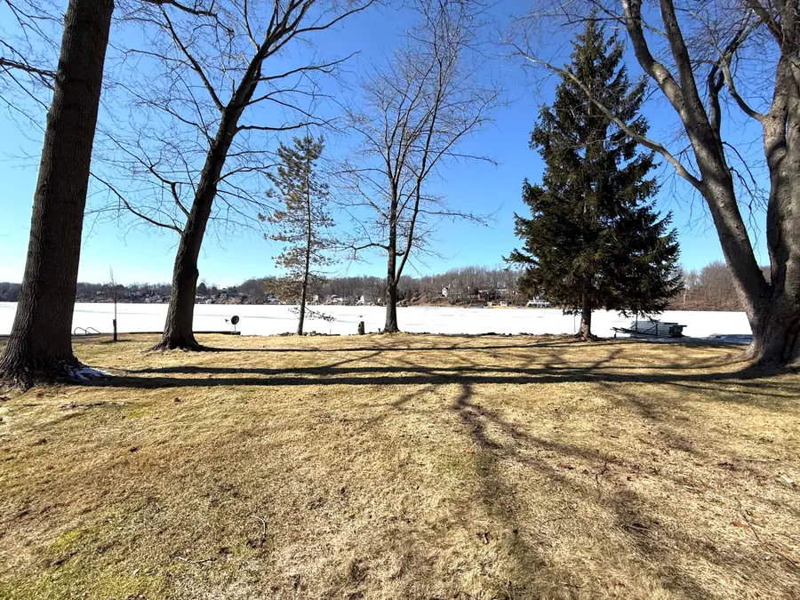 4253 Indian Isle, Battle Creek, MI 49017 - #2