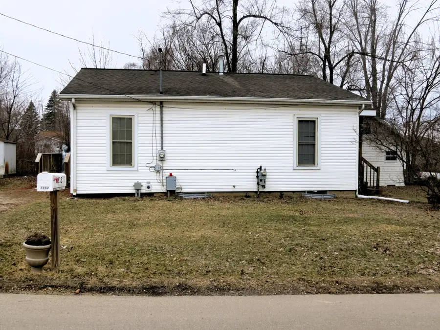 1113 E South Street, Jackson, MI 49203 - #3