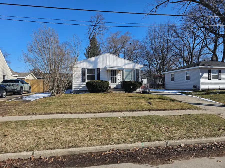 3584 Flamingo Avenue Sw, Wyoming, MI 49509 - #2