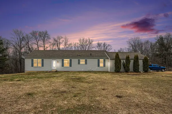 7776 Taylor Ridge Drive, Delton, MI 49046