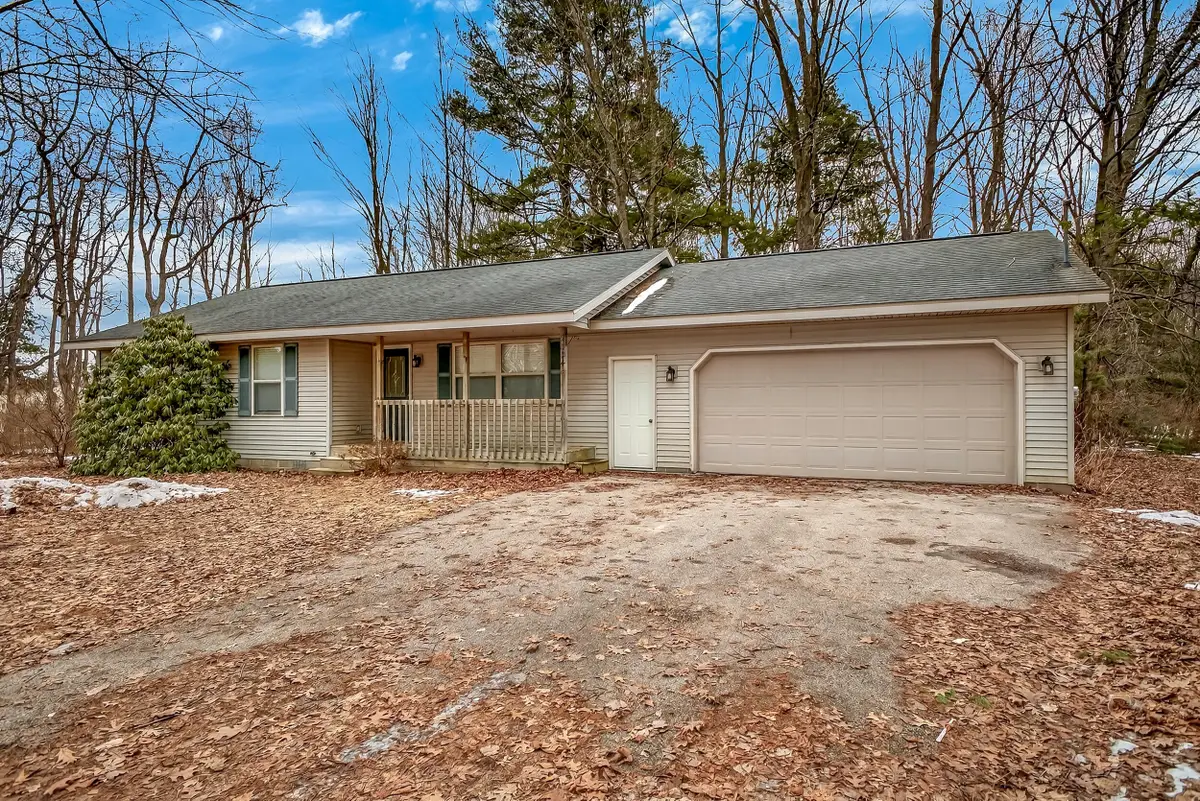 9324 Whitbeck Road, Montague, MI 49437 - #1