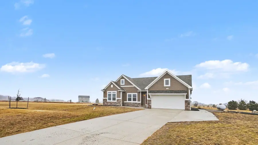 17110 Country Drive, Manchester, MI 48158 - #3