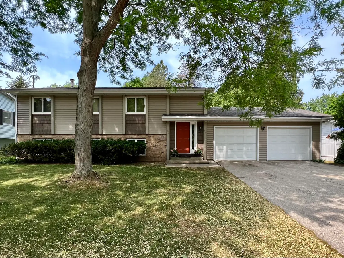 715-717 N Bradley Street, Mount Pleasant, MI 48858 - #1