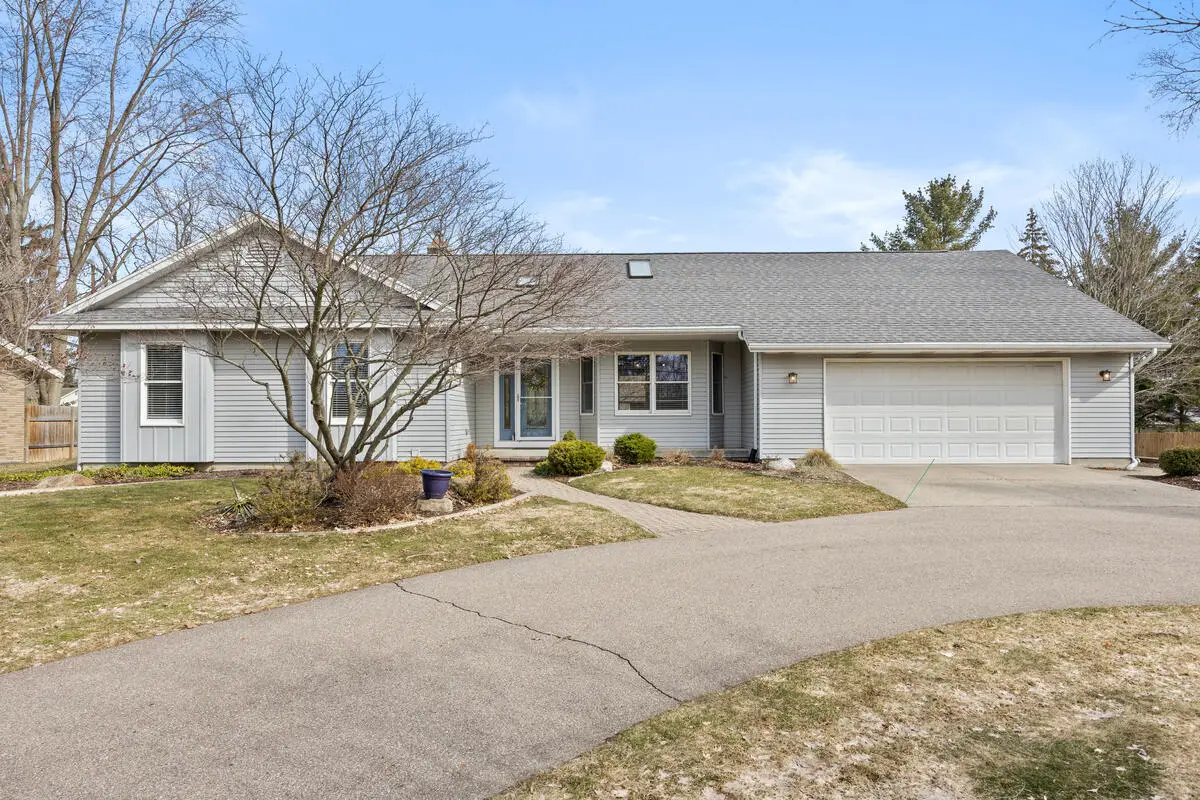 2126 Lamont Avenue Nw, Grand Rapids, MI 49534 - #1