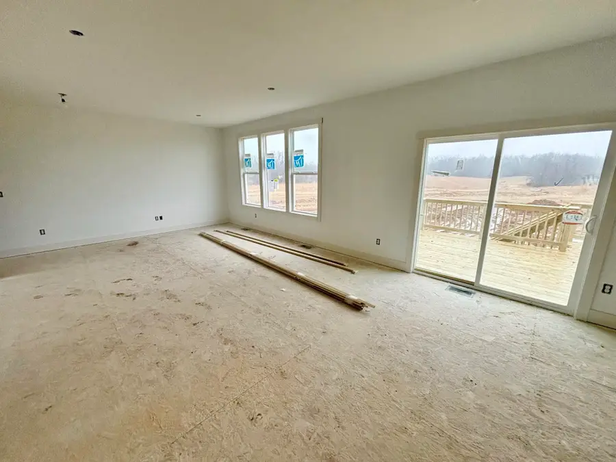 7129 Kettle Dale Avenue Se, Alto, MI 49302 - #3