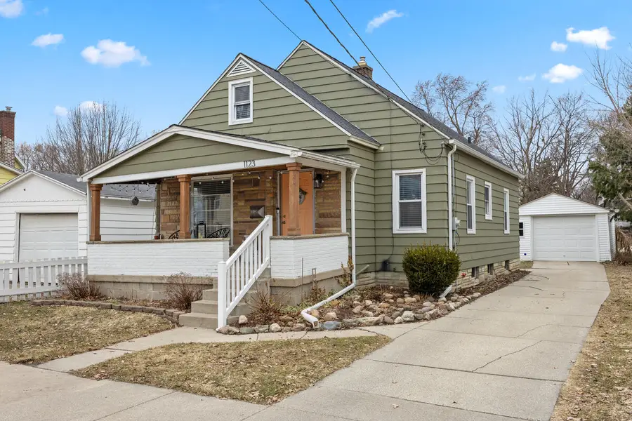 1123 Atlantic Street Nw, Grand Rapids, MI 49504 - #2