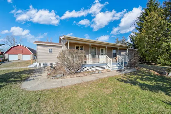 18598 Bradstreet Road, Hudson, MI 49247