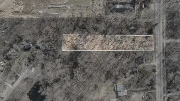 64th Street, Holland, MI 49423