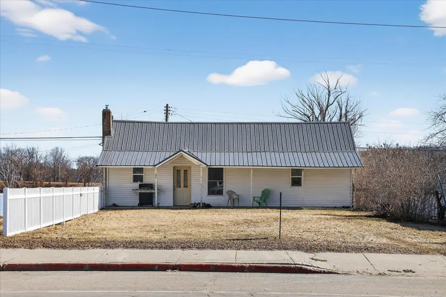 277 S Cass Street, Morley, MI 49336 - #3