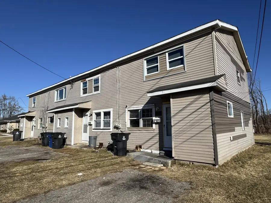 2119 Emerson Street, Westland, MI 48186 - #3