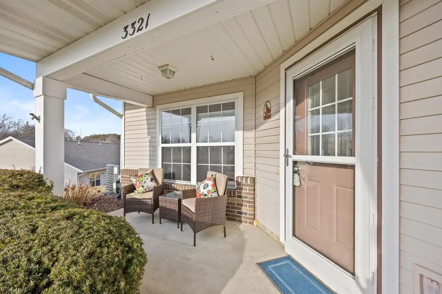 3321 Clear Vista Court Ne, Grand Rapids, MI 49525 - #2