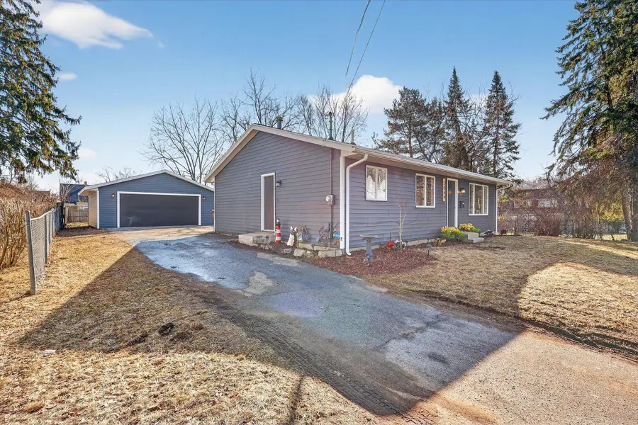 2064 Roos Avenue Sw, Wyoming, MI 49509 - #2