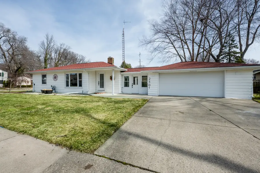 2301 Willa Drive, Saint Joseph, MI 49085 - #2